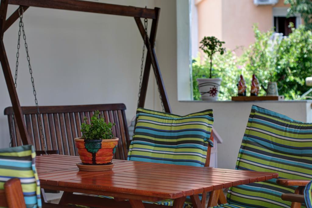 Kouros Studios Kavala Rum bild